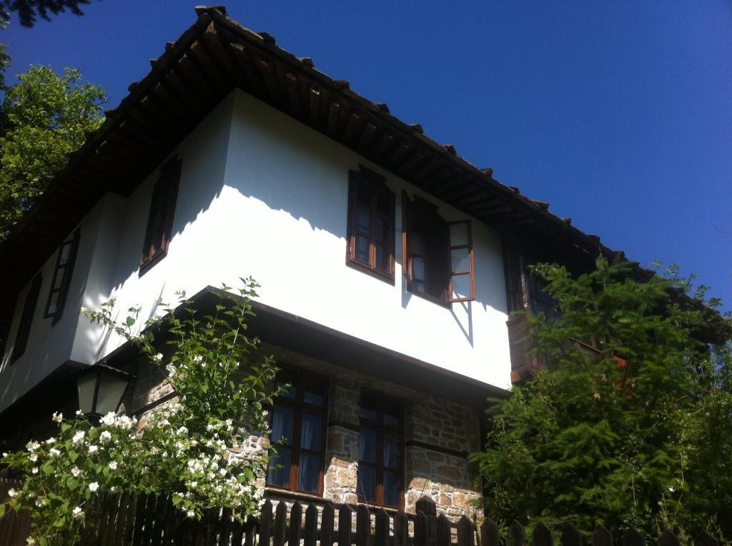 Stefanina Guesthouse Bozjentsi Eksteriør bilde