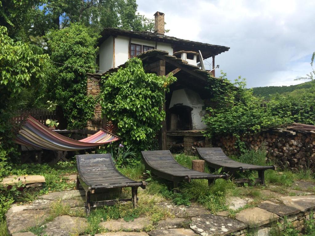 Stefanina Guesthouse Bozjentsi Eksteriør bilde